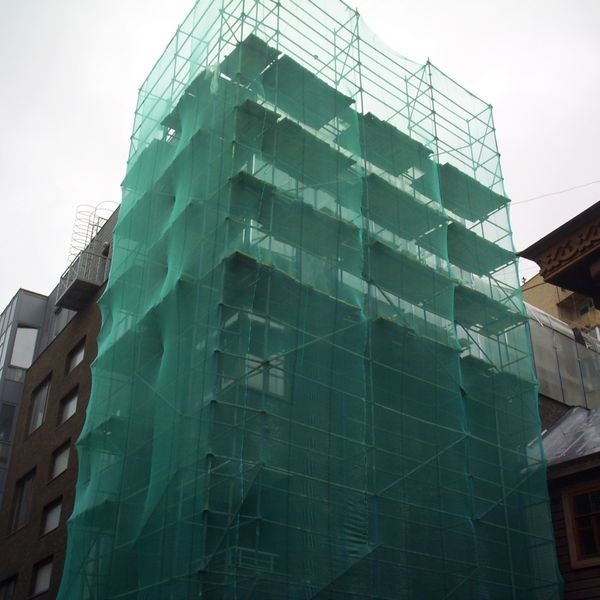 Сетка для укрытия фасадов, затеняющяя  80г/м² ширина 4 м