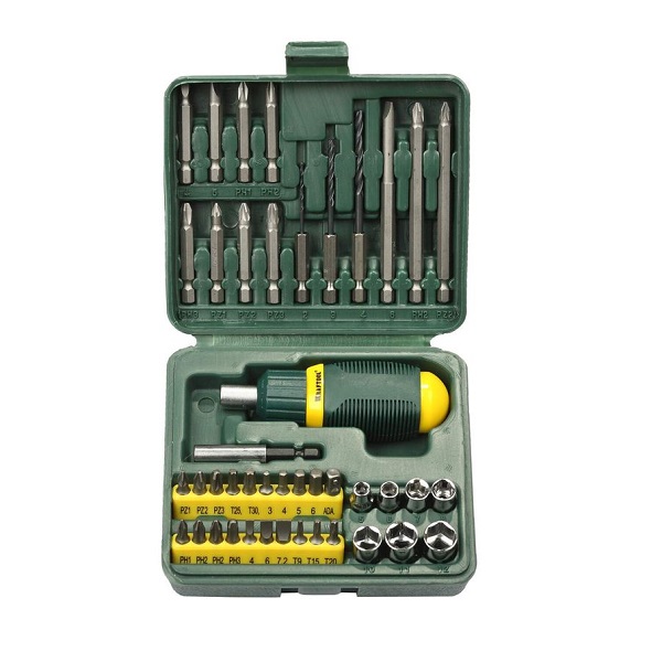 Набор отвертка с битами и адаптером KRAFTOOL реверсивных и торцевыми головками, 43 пред.