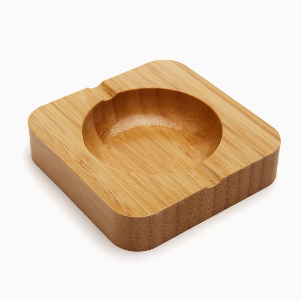 Пепельница бамбук 10х10см 