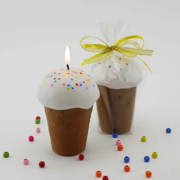 Свеча парафиновая Кулич ХВ, большой